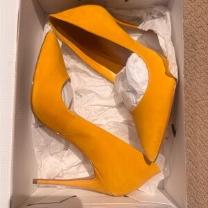 Aldo Yellow Suede Pointed-Toe Stiletto Pumps